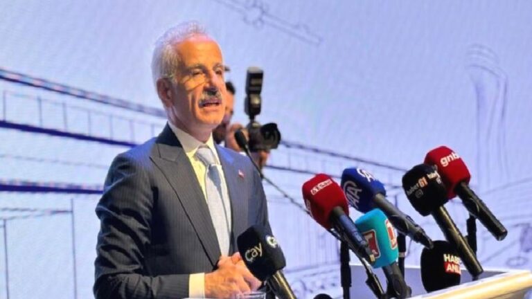 Uraloğlu: Denize yapılan üçüncü havalimanını tasarladık