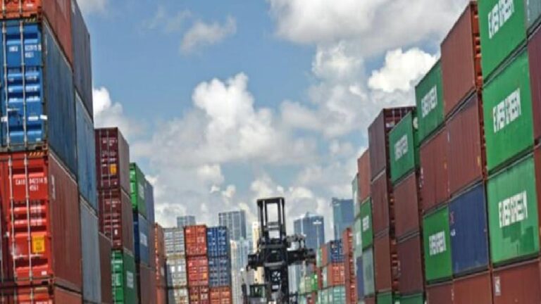 ABD dış ticaret açığı dört ayın zirvesinde