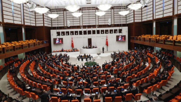 Ekonomi ve siyaset gündemi – 12 Eylül 2025