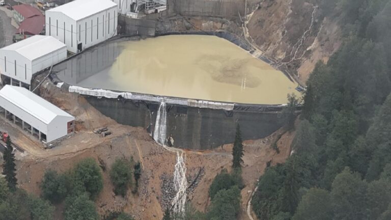 ‘Giresun’da maden sahasında atık havuzunun taştığı’ iddiası