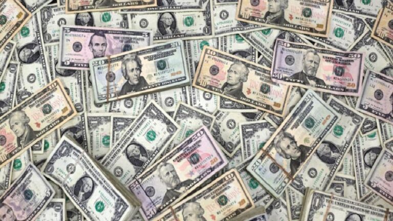 Hazine’nin eurobond ihracına 3 katı aşan talep