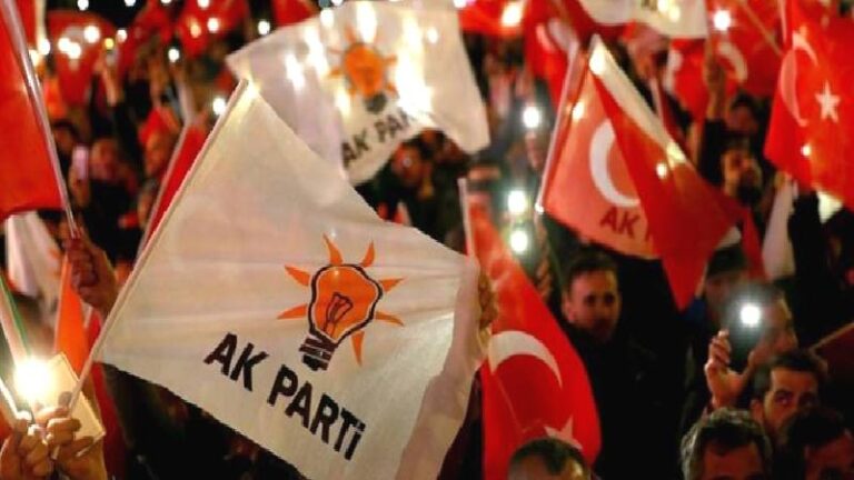 Karar yazarı Kahveci: CHP içi boş bir hale getirilecek; istenilen şey fiili açıdan tek parti dönemi…