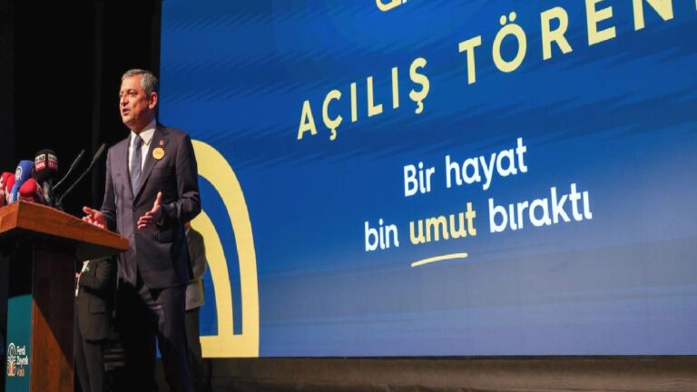 Özgür Özel: Ferdi Zeyrek Vakfı’na sahip çıkmak, iyiliğe sahip çıkmaktır