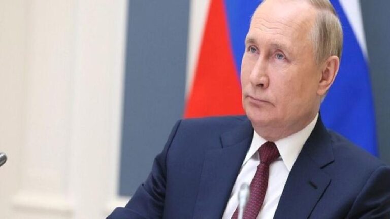 Putin’den Zelenskiy’e Moskova’da görüşme daveti