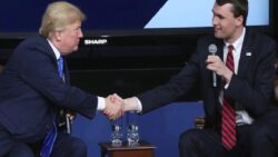 Trump destekçisi aktivist ve sosyal medya fenomeni Charlie Kirk silahlı saldırıya uğradı