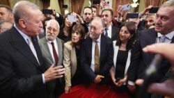 Ahmet Hakan: Bu fotoğraflar siyasetin önümüzdeki günlerde alacağı yeni şekle yönelik çokça ipucu barındırıyor