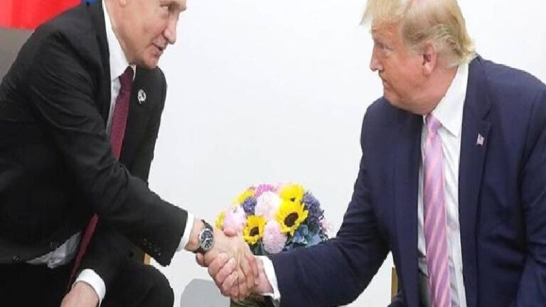 Beyaz Saray: Trump’ın Putin ile görüşmesi tamamen masadan kalkmadı