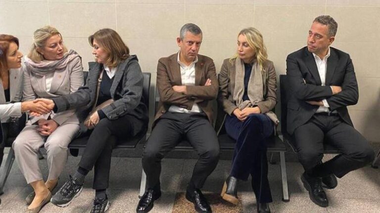 Ertuğrul Özkök: Bir fotoğrafın hatırlattığı gerçek; bu ülkede 23 yılda neler geri tepti