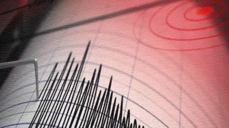 İstanbul’da da hissedildi: Kütahya’da 4,9 büyüklüğünde deprem!