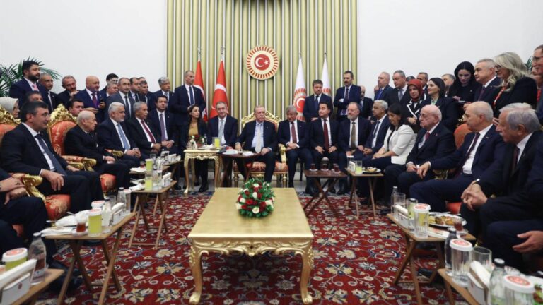 Mehmet Tezkan: Olan biten aslında belli; Erdoğan 2028 kadrosunu hazırlıyor!