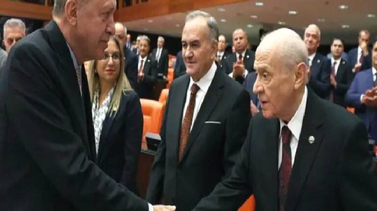 ‘Sessiz protesto’: Bahçeli’nin 29 Ekim resepsiyonuna katılmaması MHP kulislerinde nasıl değerlendiriliyor? Süreç ve KKTC seçimi etkili mi?