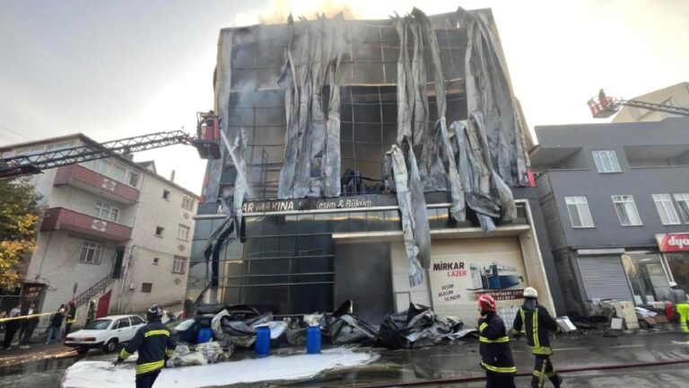 3’ü çocuk 6 kadın işçinin yanarak öldüğü parfüm deposuyla ilgili yeni detaylar: Zabıtalar ürün alıp denetlemeden gidiyormuş!