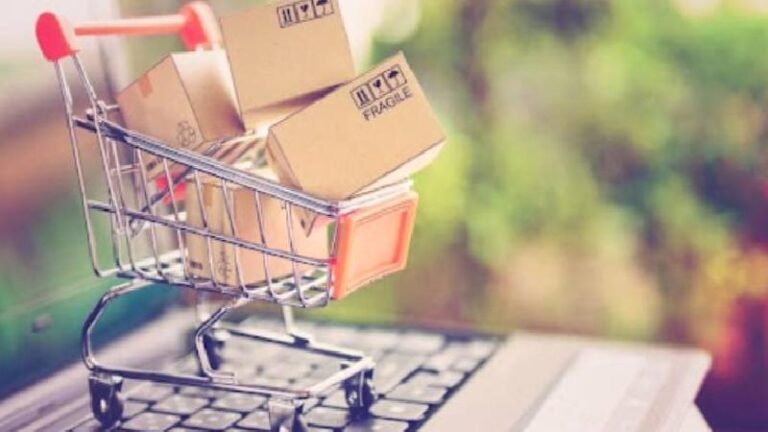 Araştırma: Türkiye’de en çok internetten alınan ürünler neler, influencer’lar satın alma kararında ne kadar etkili?