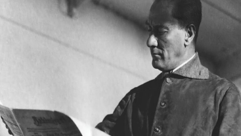 CHP Sözcüsü Yücel’den AKP Sözcüsü Çelik’e yanıt: Bu milletin kırmızı çizgisi ebedi Başkomutanı Mustafa Kemal Atatürk’tür