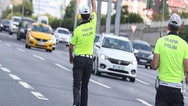 İstanbul Maratonu için bazı yollar trafiğe kapatıldı