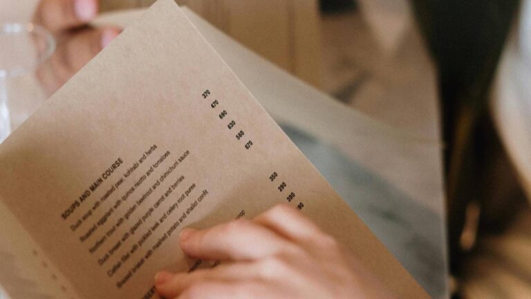 Restoranda reklam ve adisyon farkına ceza