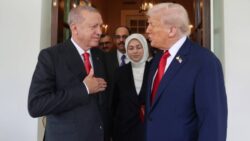 ABD Büyükelçisi Barrack’tan ‘şartlı’ F-35 açıklaması: Görüşmeler sürüyor, Türkiye’nin S-400 sistemini kullanmaması gerekiyor