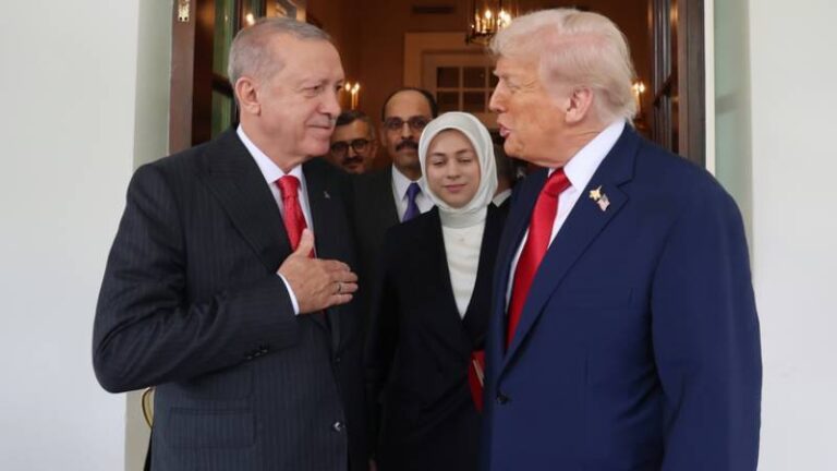 ABD Büyükelçisi Barrack’tan ‘şartlı’ F-35 açıklaması: Görüşmeler sürüyor, Türkiye’nin S-400 sistemini kullanmaması gerekiyor
