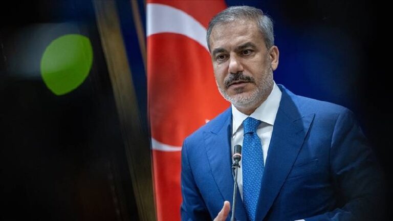 Bakan Fidan’dan YPG açıklaması: Hiçbir ülkede iki silahlı unsur olmaz