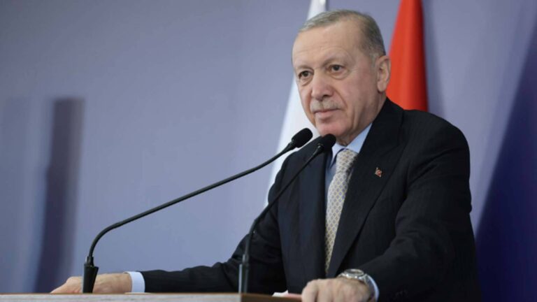 Cumhurbaşkanı Erdoğan: 2026 Yılı Merkezi Yönetim Bütçe Kanunu hayırlı olsun