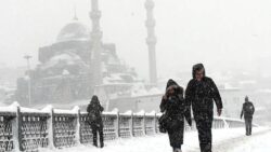 İstanbul yeni yıla karlı girecek; AKOM don uyarısı yaptı