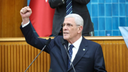 Müsavat Dervişoğlu’ndan videolu yeni yıl mesajı: Alın terinin karşılık bulduğu bir yıl olsun!