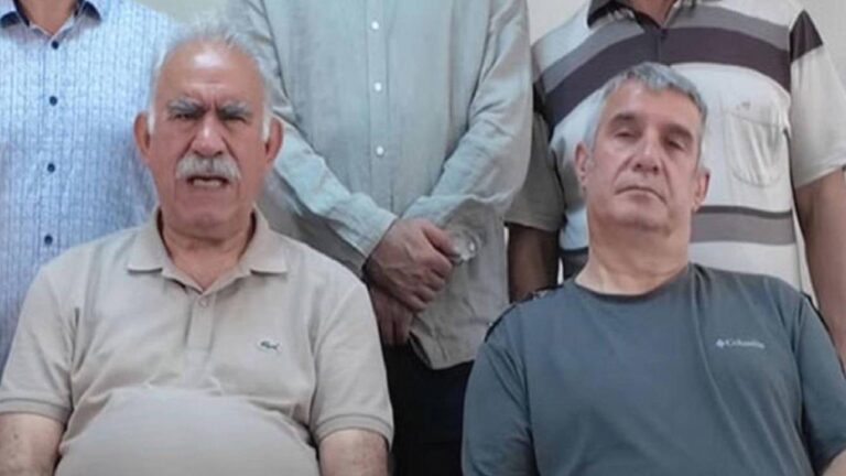 Öcalan mesaj gönderdi, tahliye olan koğuş arkadaşı Veysi Aktaş okudu: Devletle olan ilişkimi demokratikleşme olarak tanımlıyorum
