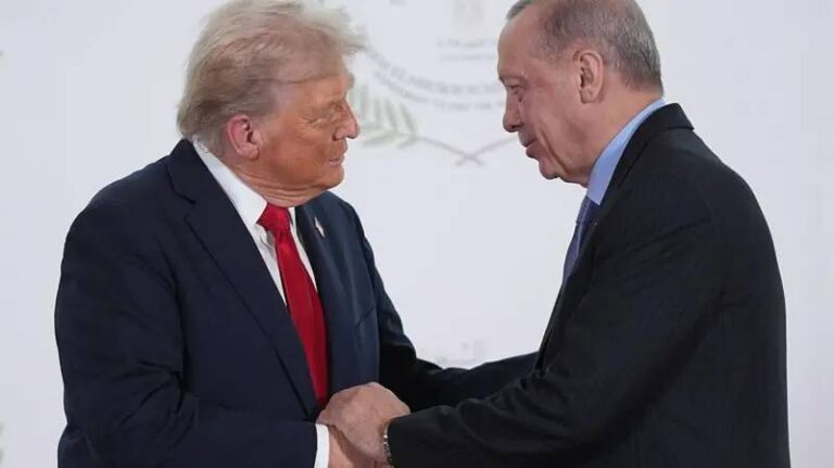 Trump: ‘NATO Erdoğan’la başa çıkmakta zorlanıyor, sorun olduğunda ben arıyorum’