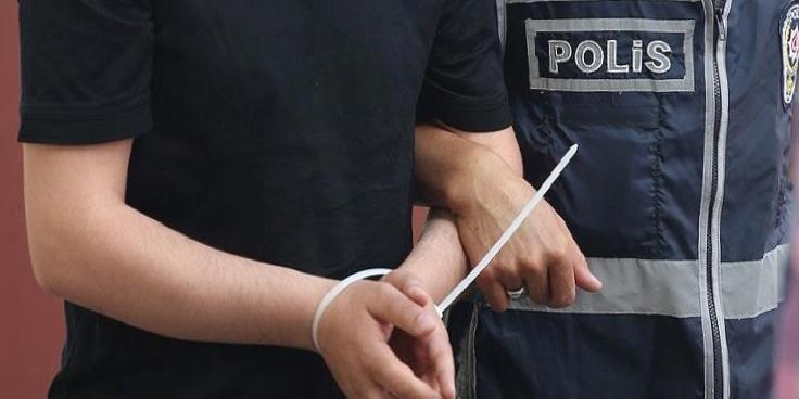 Üfürükçülük yöntemiyle dolandırıcılık yaptığı iddia edilen şüpheliye gözaltı