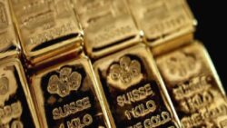 Altın 5 bin dolar üzerindeki seyrini sürdürüyor