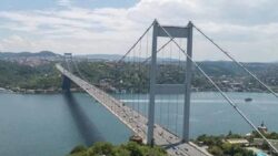 CHP’li Yavuzyılmaz: 15 Temmuz Şehitler Köprüsü ve FSM’nin 25 yıllığına özelleştirilmesi için yabancı bir şirkete fizibilite çalışması yaptırıldı