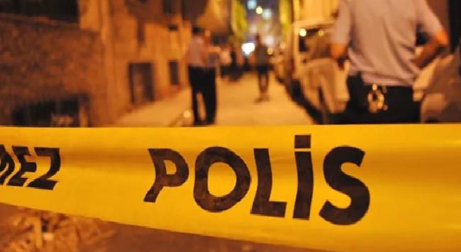 Konya’da bir erkek annesi ve kız kardeşini öldürdü, hayatına son verdi