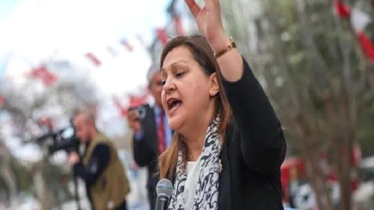 Sabah yazarı Yavuz Donat: CHP’li Afyonkarahisar Belediye Başkanı Burcu Köksal AKP’ye geçecek mi; sohbet ettik, limoni