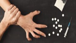 Türkiye Uyuşturucu Raporu 2025’te çocuklar, “teğet” geçildi: Uyuşturucuya başlama yaşı 22 olarak aktarıldı