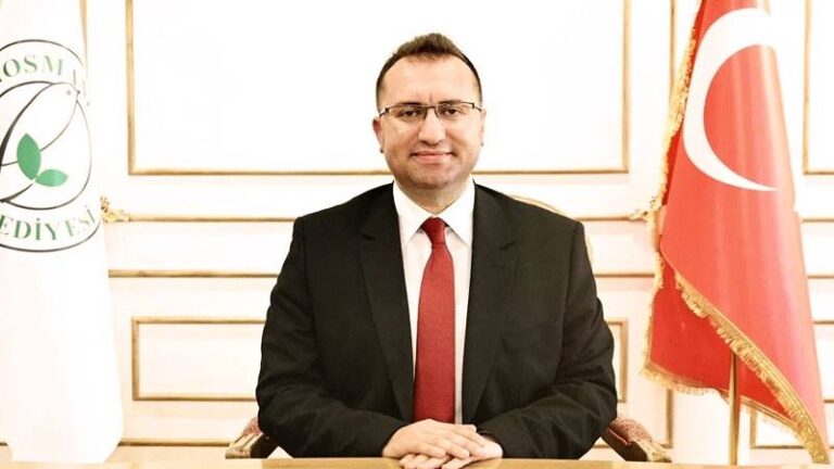 Tutuklu Gaziosmanpaşa Belediye Başkanı Bahçetepe: Ortada suç yok, 8 aydır iddianame neden yazılmıyor?