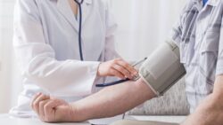 Uzmanından “hipertansiyon” uyarısı: Fark edilmediğinde hayati organları tehdit ediyor!