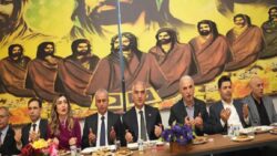 Bakan Ersoy, Alevi-Bektaşi dedeleri ile Hızır lokmasında buluştu