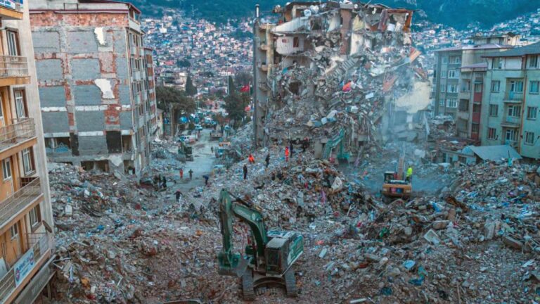 Deprem bölgesindeki iş insanlarından çağrı: Hatay’da kayıtlı işsiz sayısı 41 bin 578, acil çözüm üretilmesi lazım