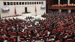 Karar yazarı Akyol’dan yeni anayasa isteyen iktidara: Kuvvetler ayrılığı yoksa, anayasa yoktur