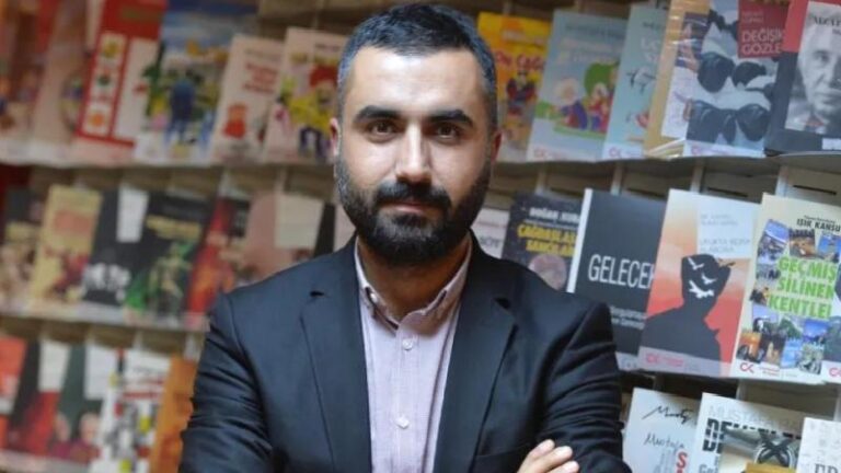 Silivri’ye gönderilmişti: Gazeteci Alican Uludağ Ankara’ya sevk ediliyor