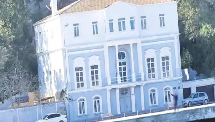 Tarabya’daki tarihi yalı, Rus elçilik çalışanının mirasçılarına kalmıştı: Mülkiyet davası yeniden görülecek