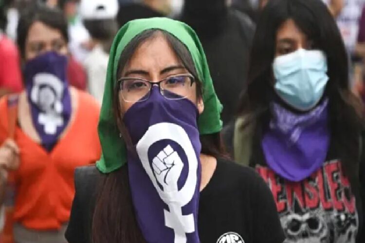 8 Mart Dünya Kadınlar Günü “şirketler para kazansın diye kutlanmıyor”