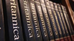 Britannica ve Merriam-Webster’den OpenAI’a dava: Dil modellerini eğitmek için makaleleri izinsiz kopyaladı
