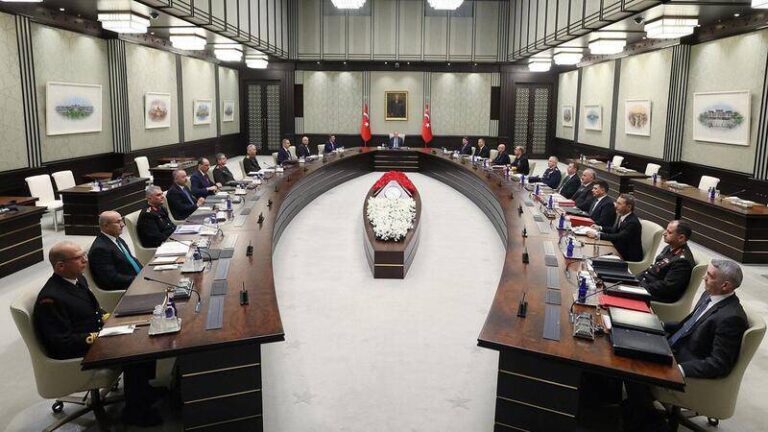 Cumhurbaşkanlığı kararnamesi ile MGK’da değişikliler: “Bildiri” yerine “açıklama” ifadesi kullanılacak