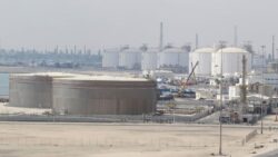 Katar dev sanayi tesisinde büyük hasar açıkladı