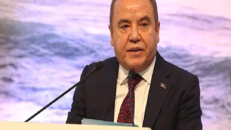 Muhittin Böcek’in de yargılandığı davada ara karar