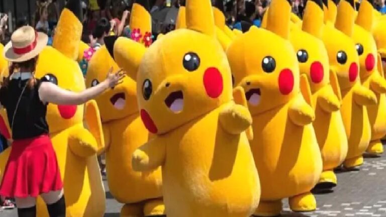 ‘O dönem herkes benimle dalga geçti’: Pokemon kartları nasıl servet oldu?