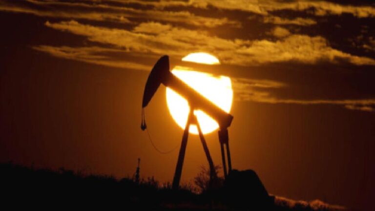 Petrolde ivme aşağı