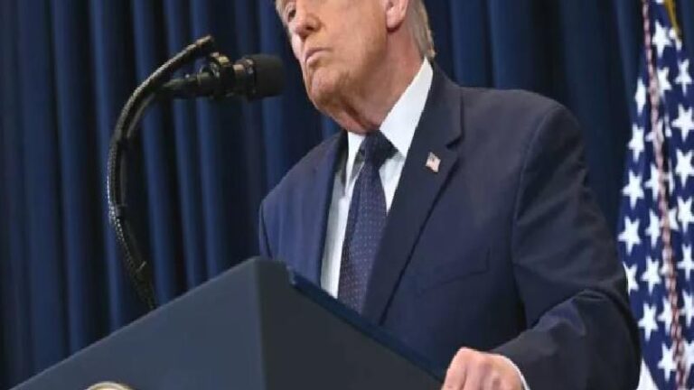 Trump’tan İran mesajı: Bu işi bitirene kadar buradan ayrılmayacağız; çok hızlı olacak
