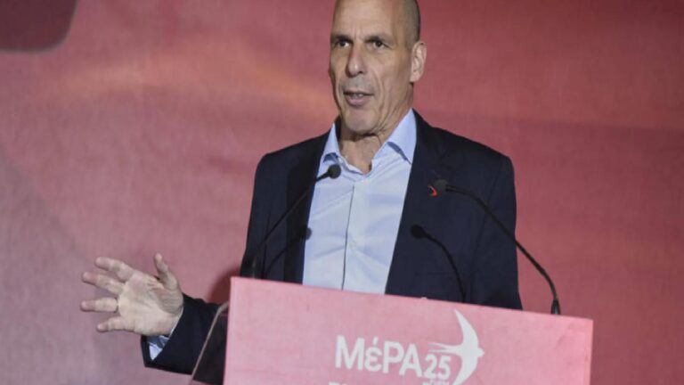 Yunanistan’ın eski Maliye Bakanı Varufakis: Batı’nın, kendi çıkarları açısından ne Türkiye ne de Yunanistan umurunda